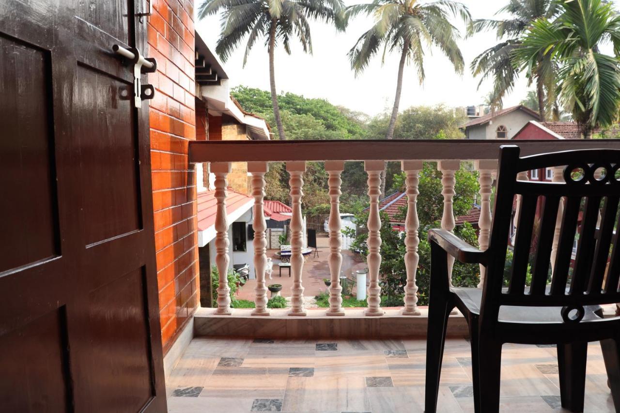 Peravel Beach Holiday Home Кандолим Экстерьер фото