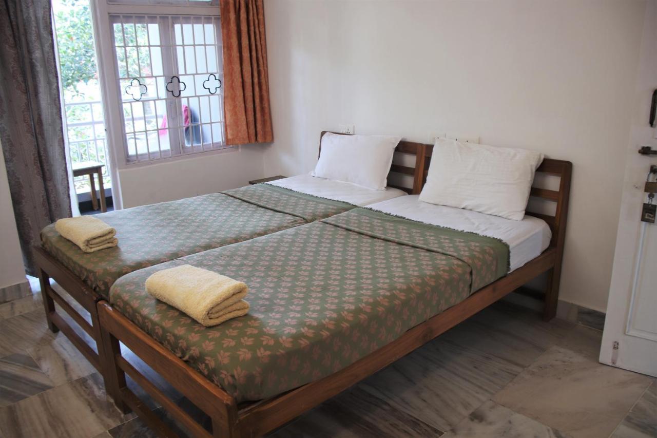 Peravel Beach Holiday Home Кандолим Экстерьер фото