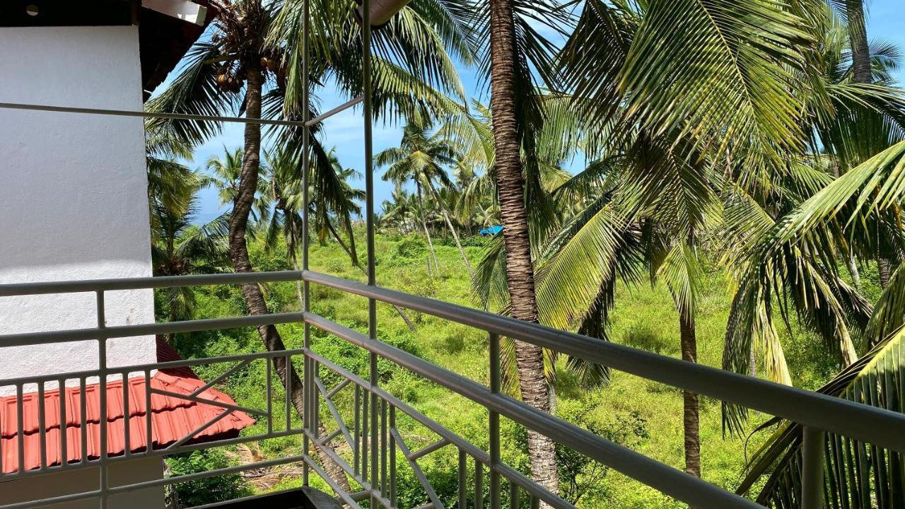 Peravel Beach Holiday Home Кандолим Экстерьер фото