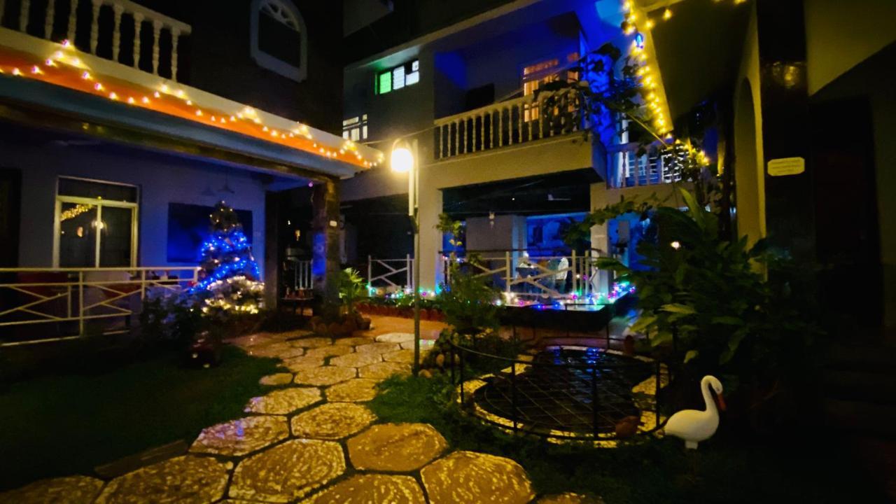 Peravel Beach Holiday Home Кандолим Экстерьер фото