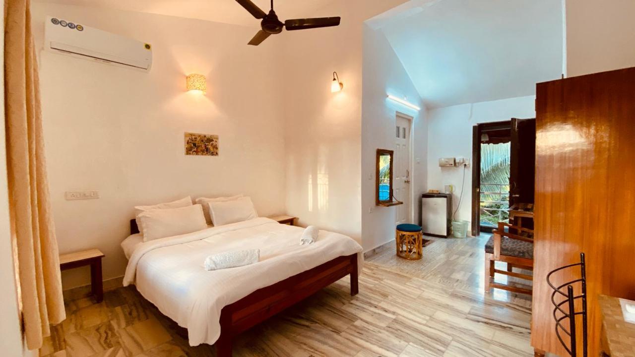 Peravel Beach Holiday Home Кандолим Экстерьер фото