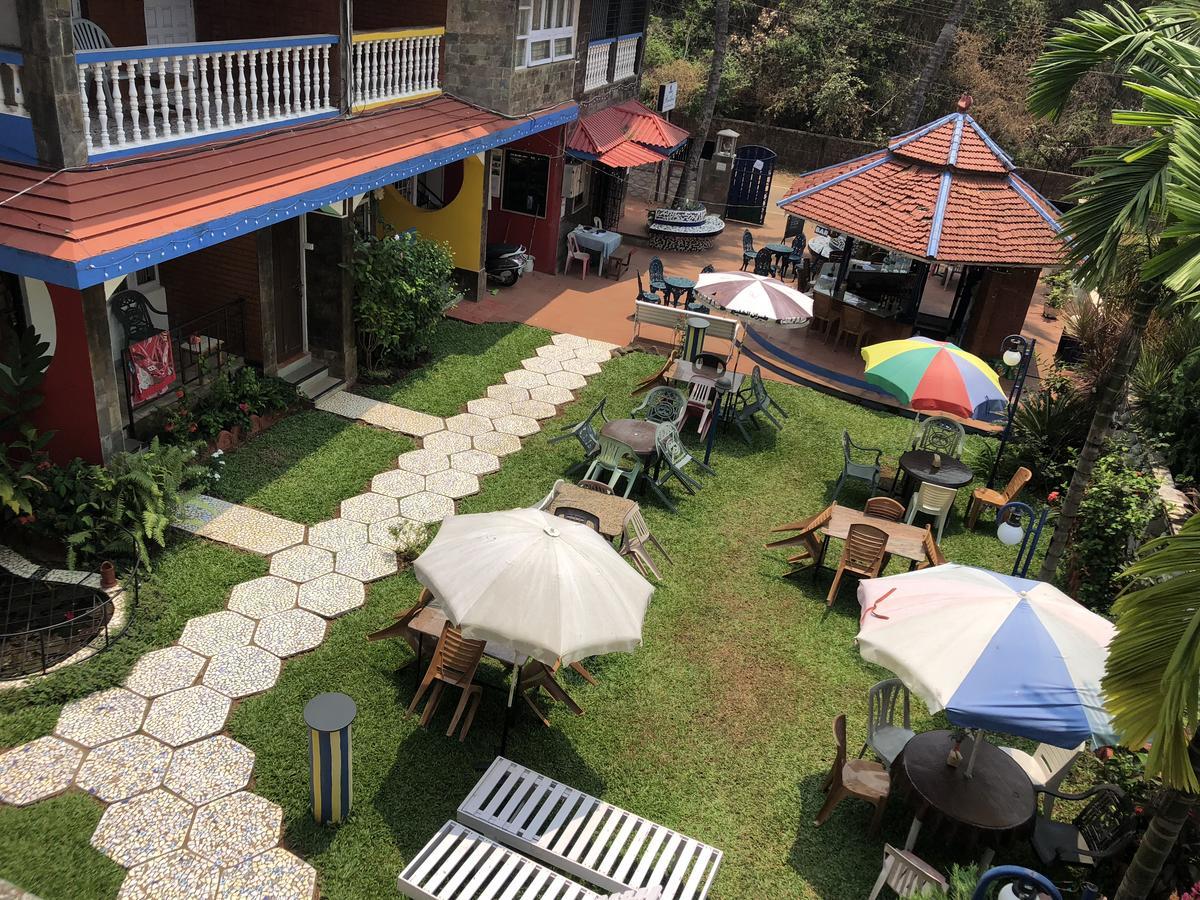 Peravel Beach Holiday Home Кандолим Экстерьер фото