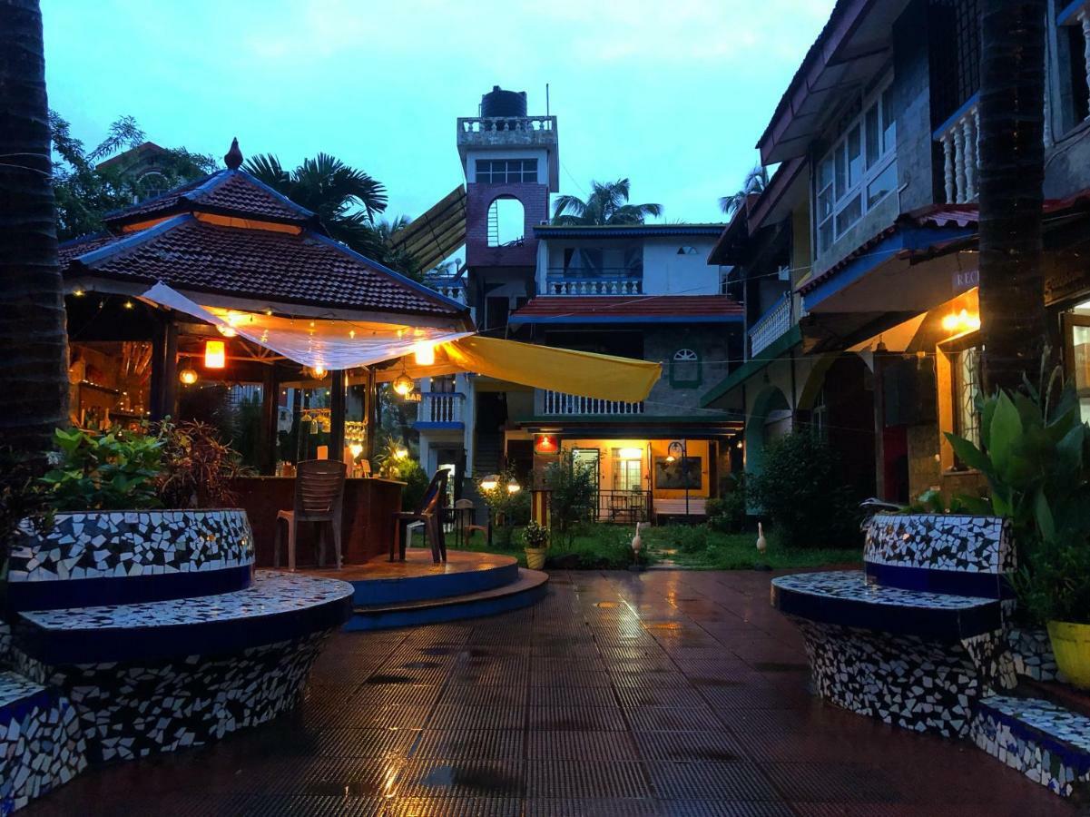 Peravel Beach Holiday Home Кандолим Экстерьер фото